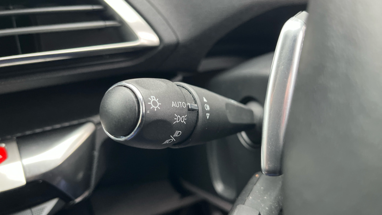 Peugeot 3008 1.6 Hybrid 180 Active 5dr e-EAT8 Estate